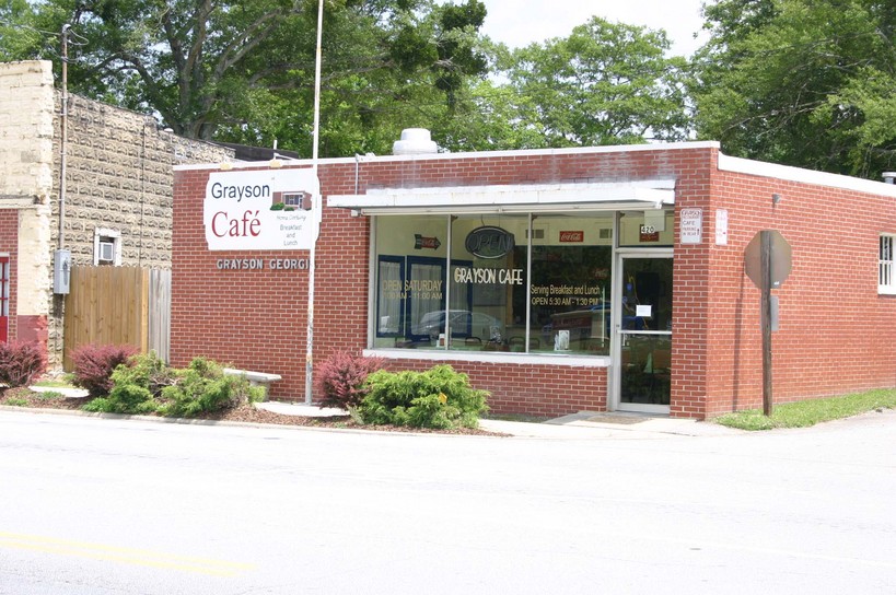 Grayson, GA: Grayson Cafe - Former Post Office Building