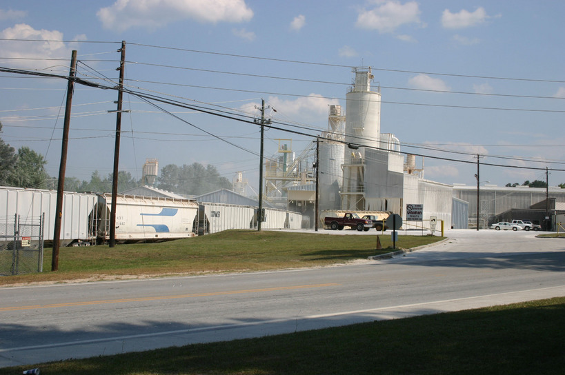 McIntyre, GA: Unimin Plant / Quarry