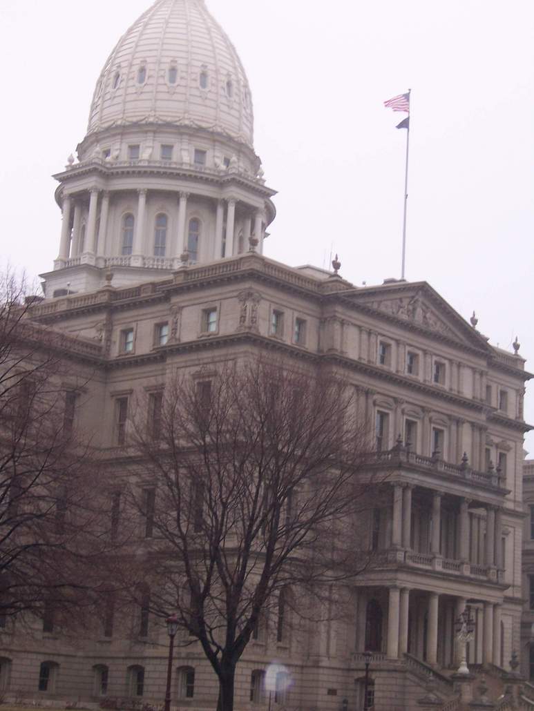 Lansing, MI: closer view of the capitol building