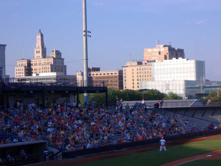Davenport, IA: John O'Donnell Stadium Inside downtown in background