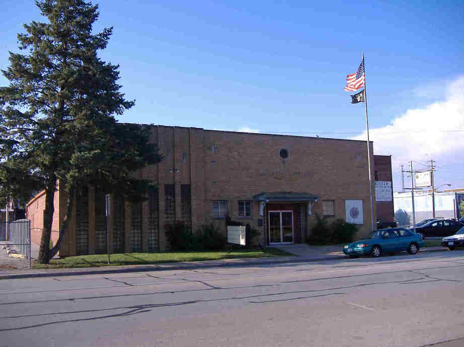 East Moline, IL: American Legion Hall downtown