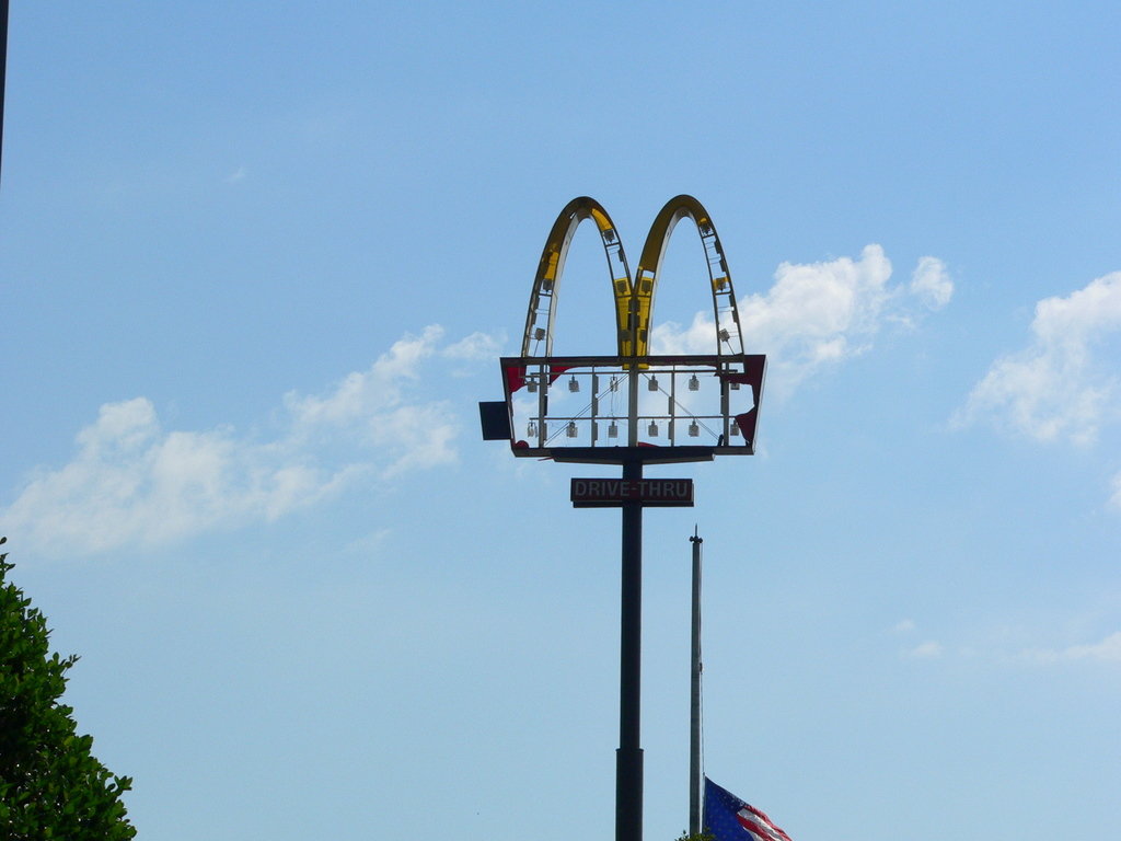 Hattiesburg, MS: McDonalds - 1 week post Hurricane Katrina