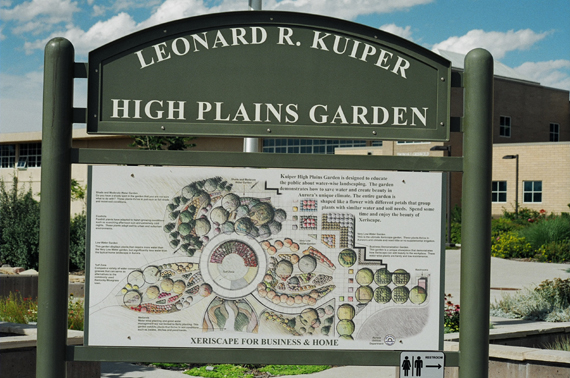 Aurora, CO: Kuiper Xeriscape Garden