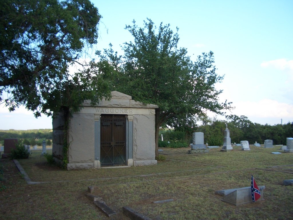 Decatur, TX: Waggoner Tomb