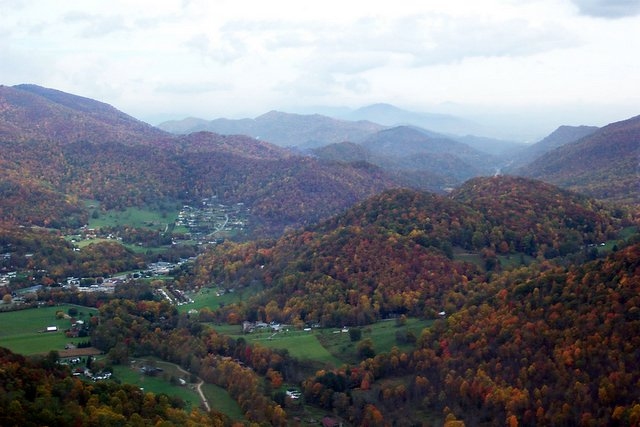 Maggie Valley, NC: Maggie Valley view from helicopter over Setzer Mountain - TimberwolfCreek.com
