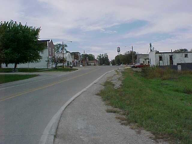 Diagonal, IA: Looking up Broadway!