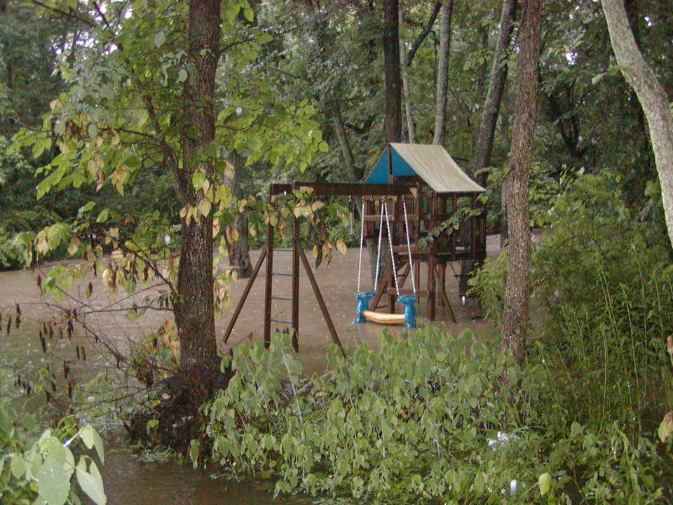 East Norriton, PA: Heaving Flooding along creek June 26, 2006