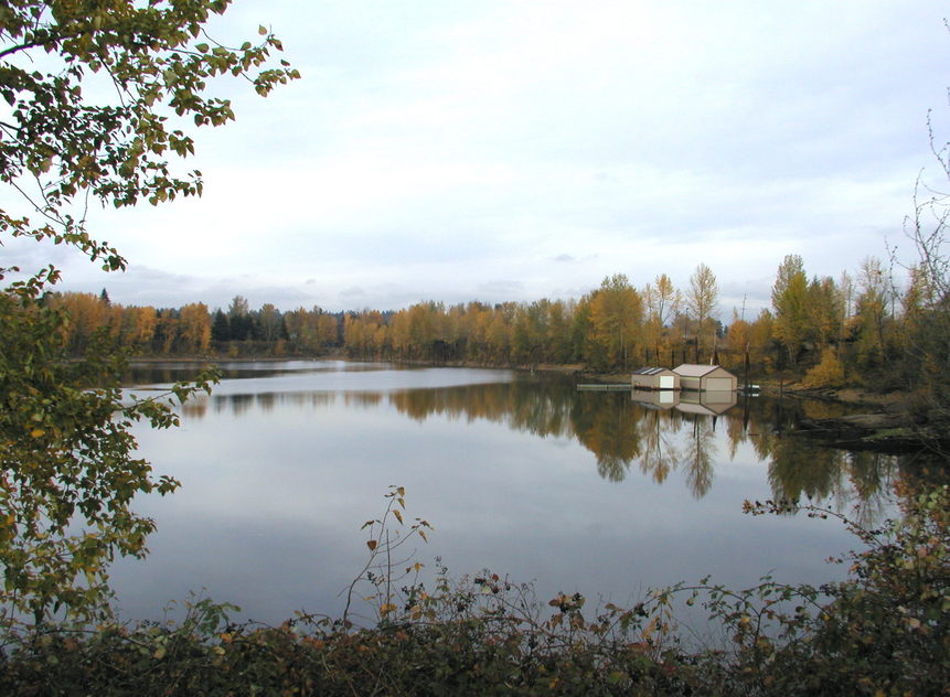 Oregon City, OR Behind Oregon City Shopping Center photo, picture, image (Oregon) at