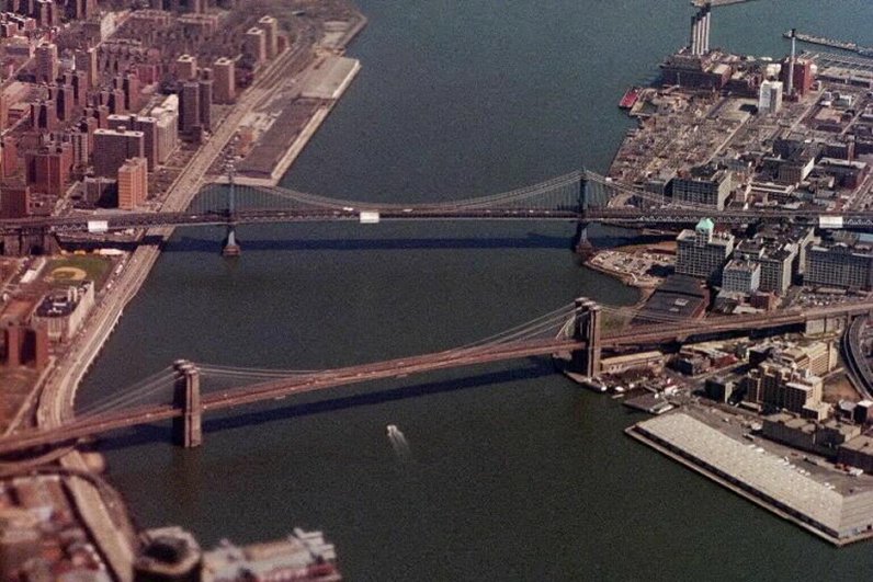 New York, NY: Aerial photo of the Brooklyn and Manhattan Bridges