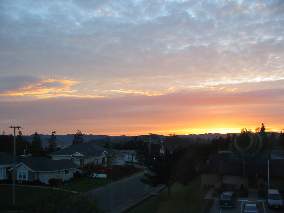 North Bend, OR: Sunrise over 17th Street