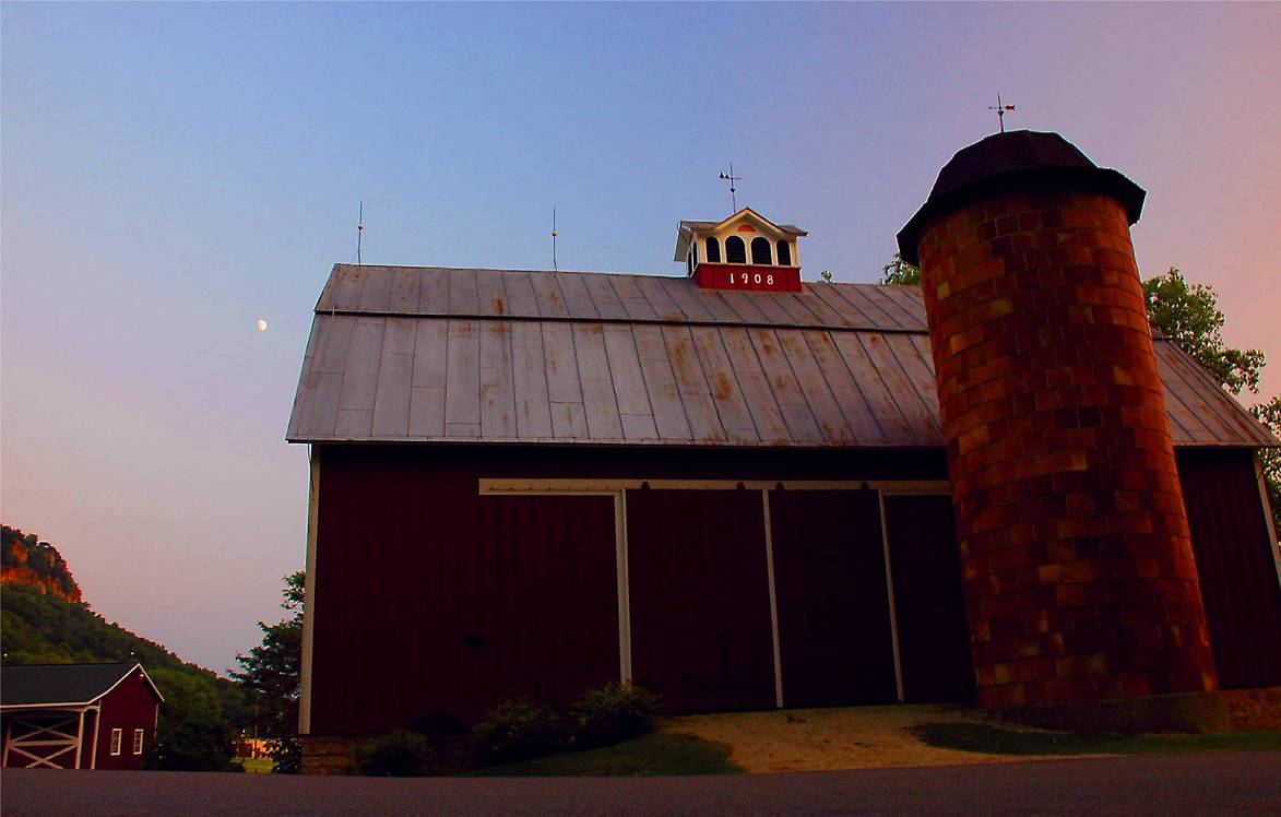 La Crosse, WI: Barn at 29th and Cass