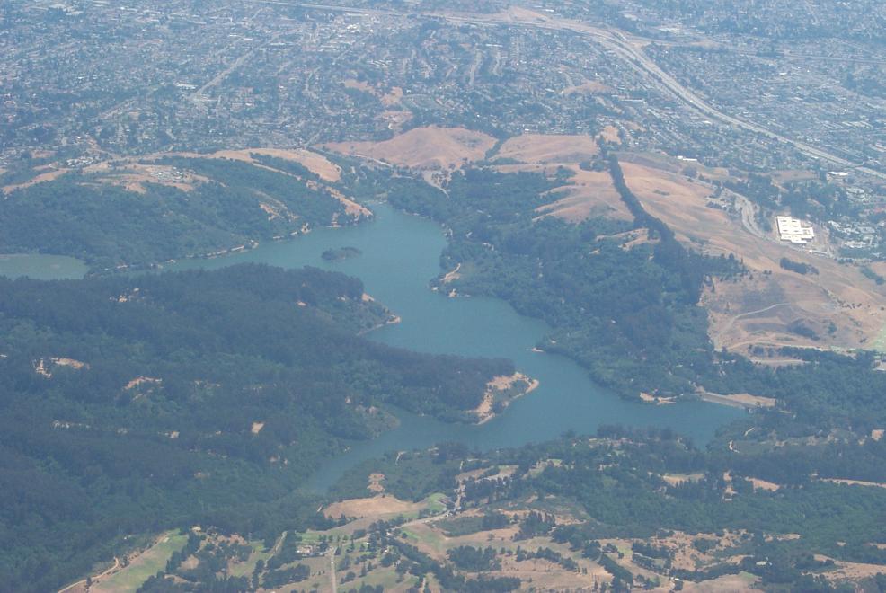 Castro Valley, CA: Areal View of Lake Chabot along with view of Castro Valley and 580/238 interchange