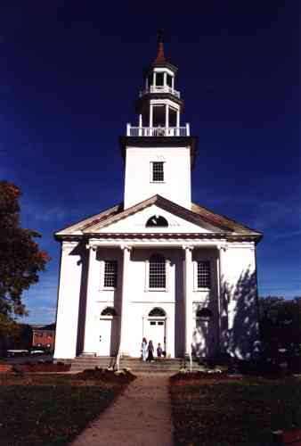 Tallmadge, OH: The Church at the Circle