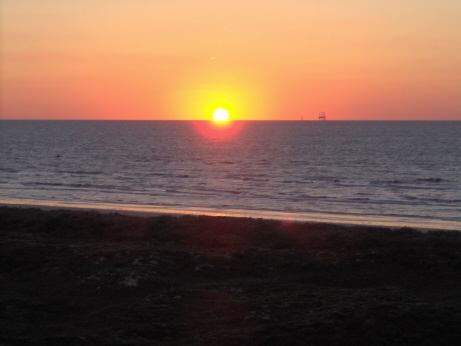 Port Aransas, TX: Sunrise over The Gulf of Mexico