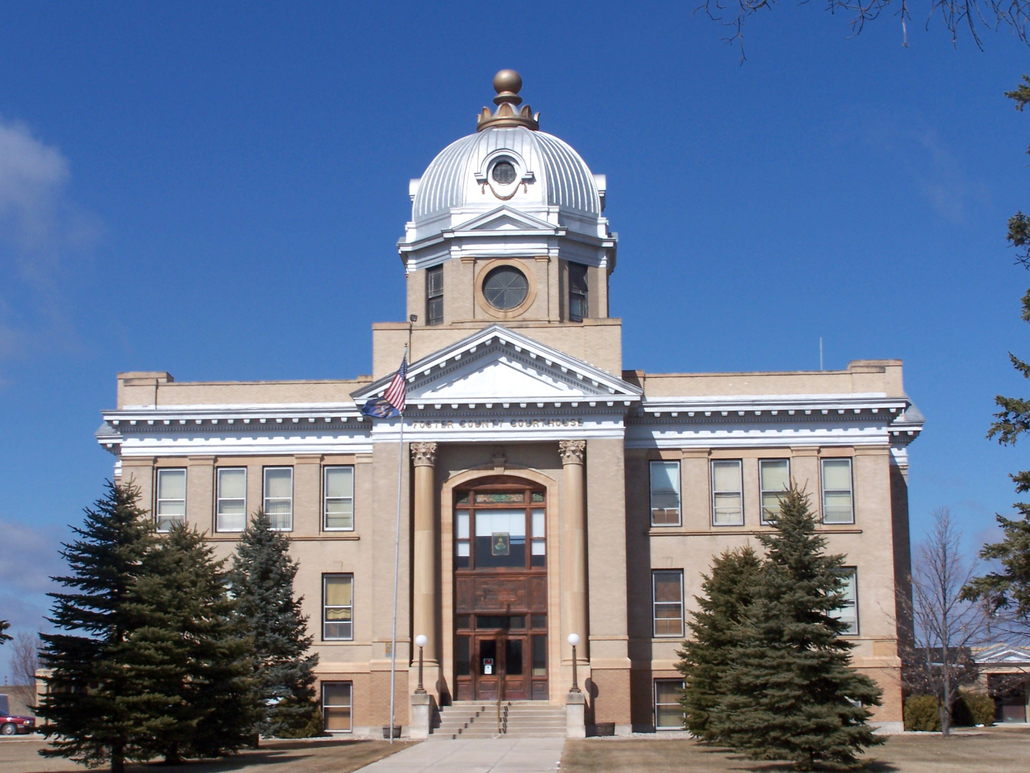 Carrington, ND: Foster County Courthouse in Carrington