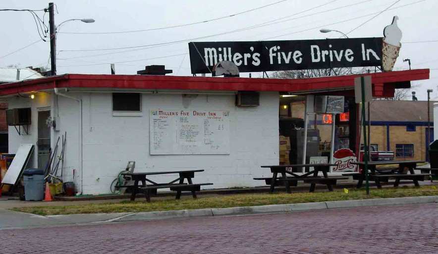 Augusta, KS: Miller's Five Drive-In