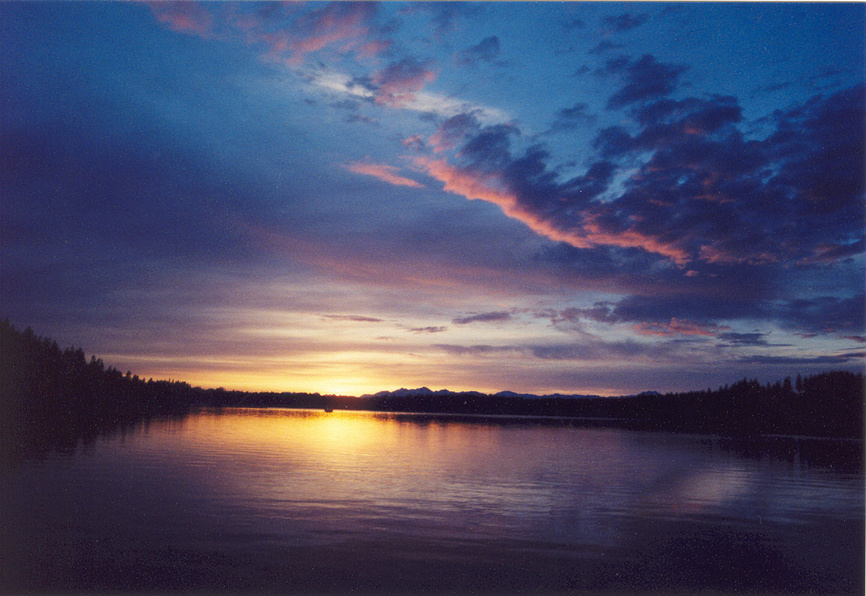 Fox Island, WA: Beautiful Sunset taken from Fox Island Bridge