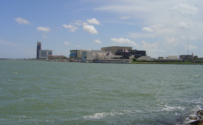 Corpus Christi, TX: Corpus Christi skyline with museum