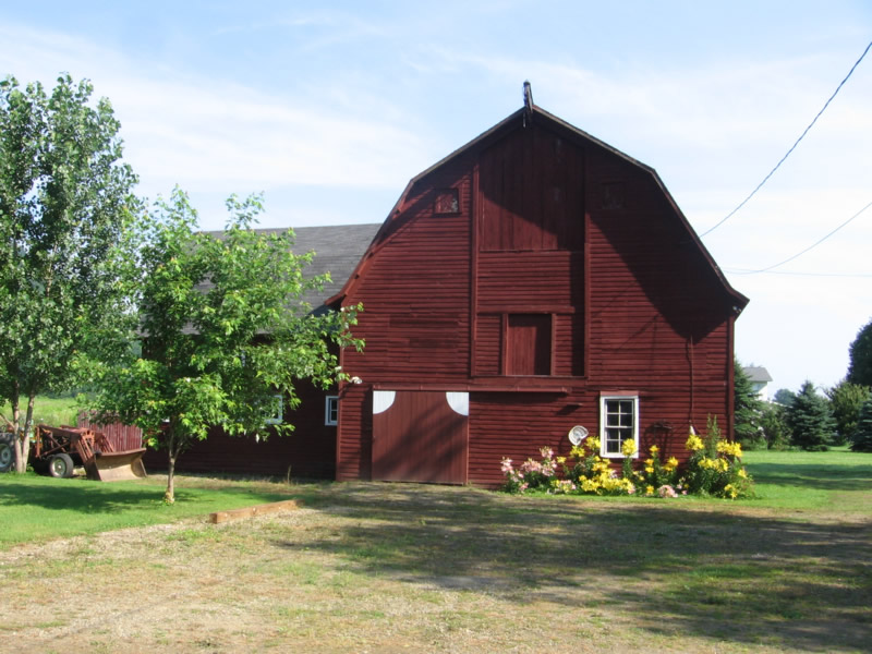 Allegany, NY: Barn outside the Gallets House