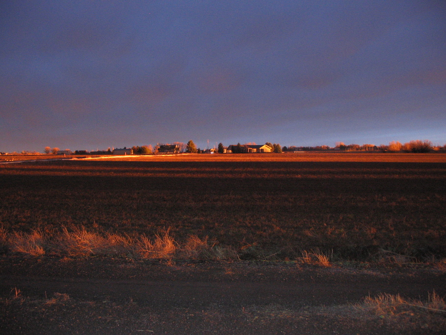 Filer, ID: An evening view of Filer, Idaho near Fairgrounds Road.