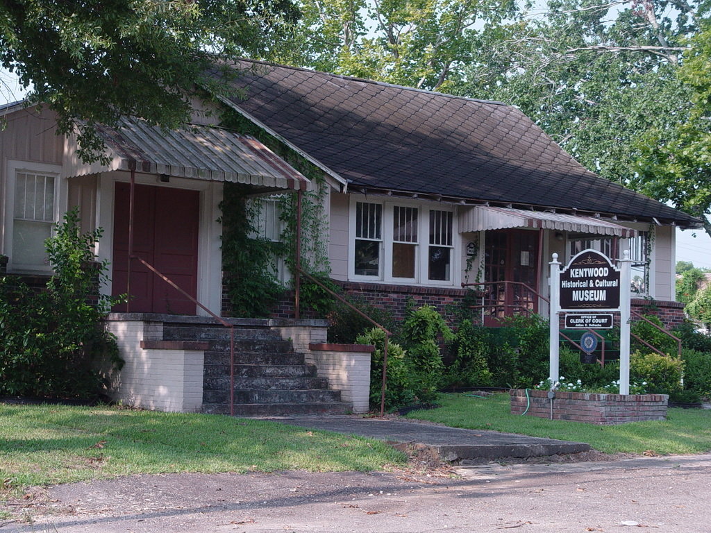 Kentwood, LA: Kentwood Hiatorical and Cultural Museum and Office of the Clerk of court