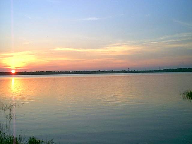 Astatula, FL: Sunset across Little Lake Harris