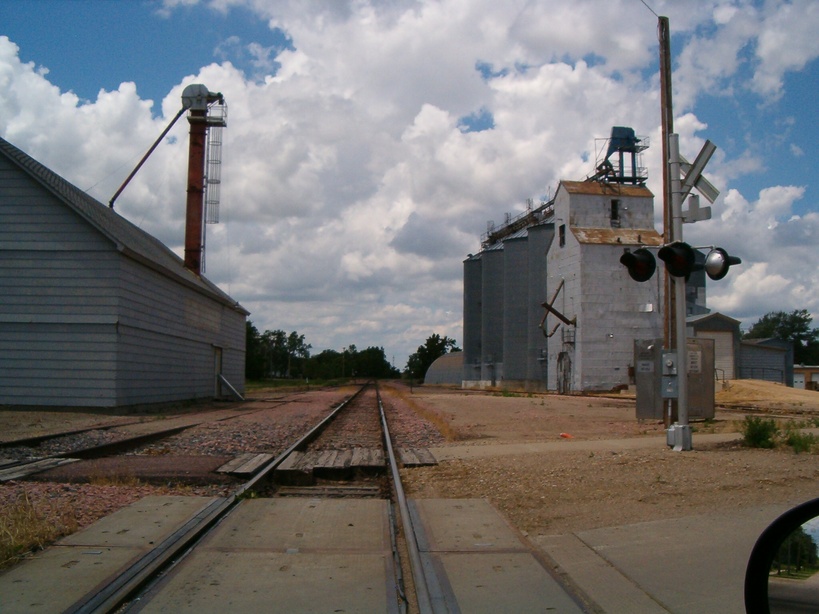 Tripp, SD Tripp, So.Dakota view east at RR terminal behind grainery