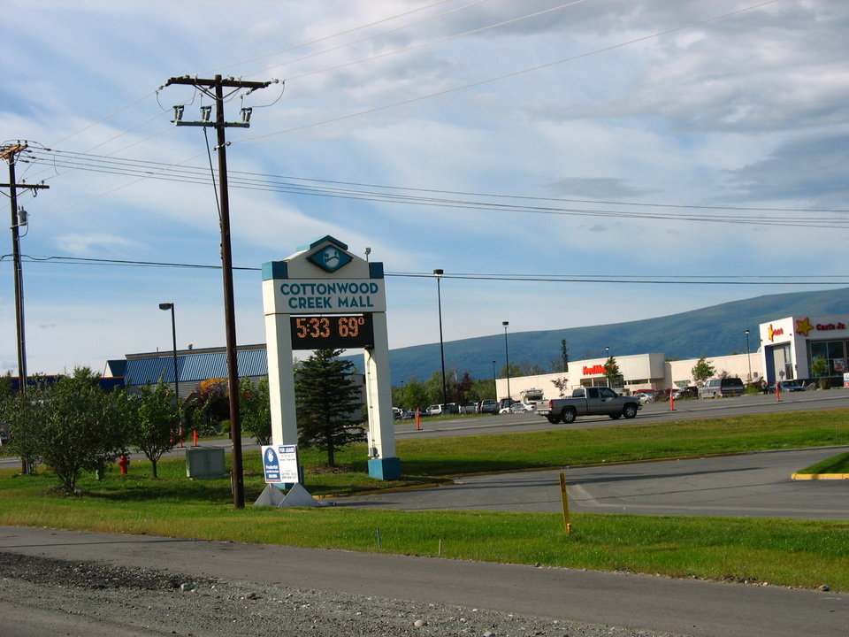 Wasilla, AK: Looking over to the right of one of the main intersections, The Parks Highway and the Palmer-Wasilla Highway