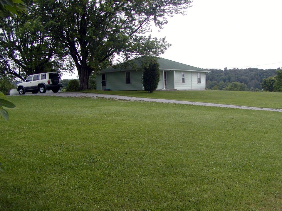Caneyville, KY: MAWMAW BETTY'S HOME IN CANEYVILLE, MY HUSBANDS MOM