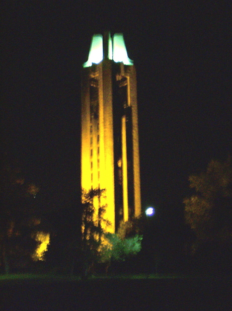 Lawrence, KS: KU campus - WWII memorial campanile