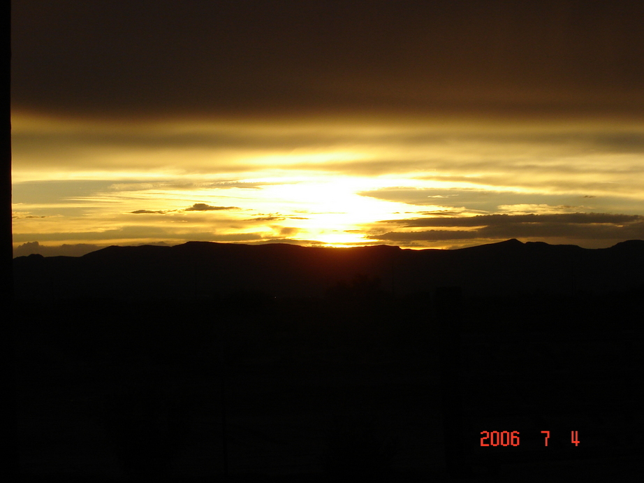Kingman, AZ: A Beautiful sunset in Golden Valley