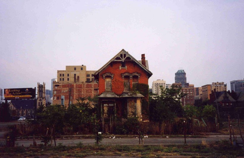 Detroit, MI: enchanted garden house