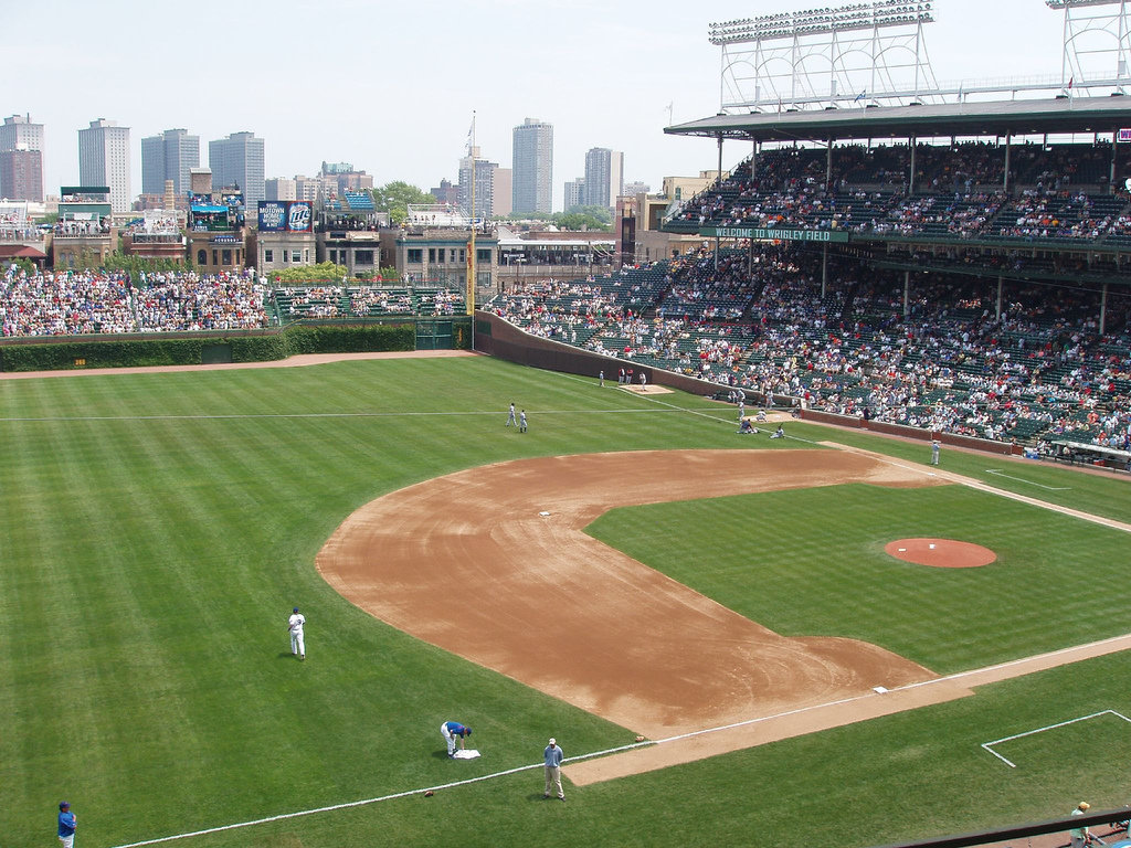 Chicago, IL Wrigley Field photo, picture, image (Illinois) at city