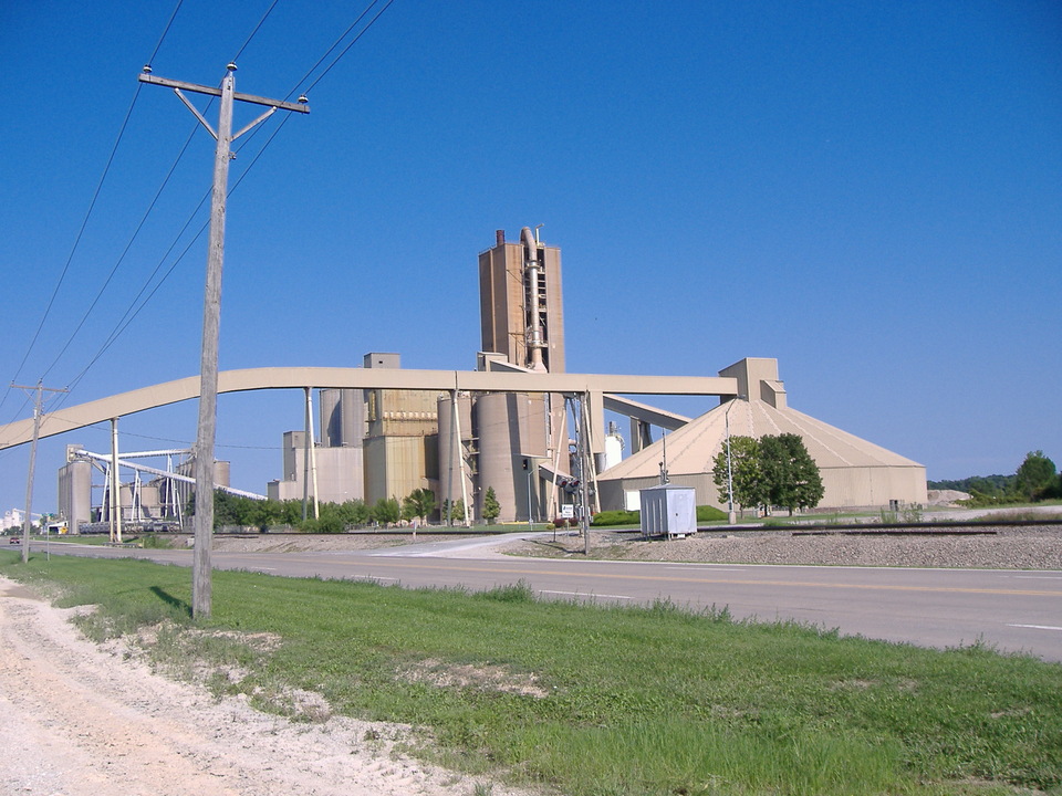 Buffalo, IA: Cement Plant Buffalo Iowa