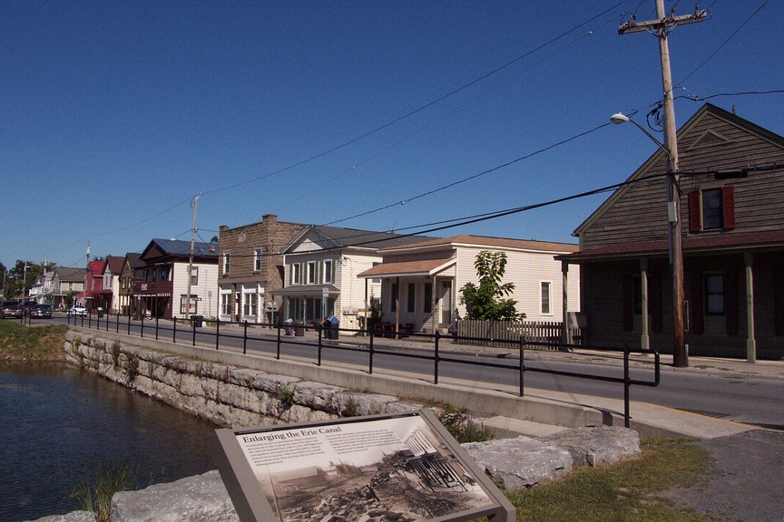 Canastota, NY: Section of the Erie Canal preserved in Canastota
