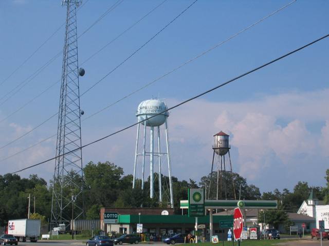 Campbellton, FL: Water Towers, downtown