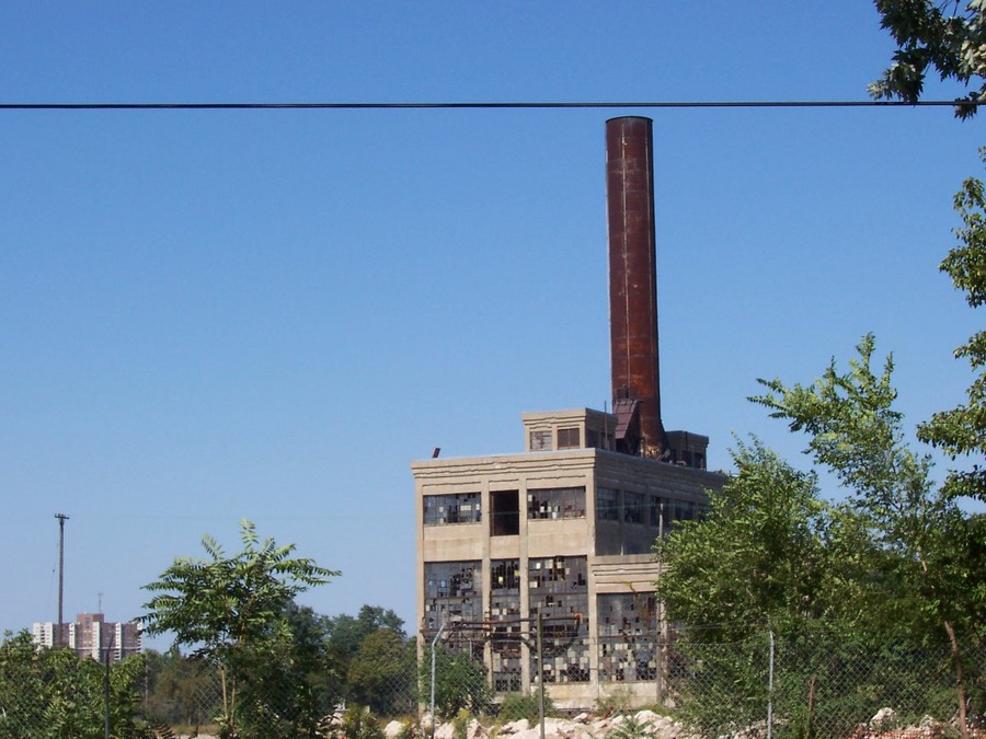Kalamazoo, MI: an abandoned mill