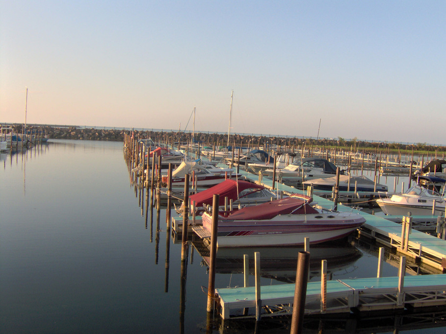 Dunkirk, Ny : Dunkirk Pier. User Comment: This Isn't The Pier It's 