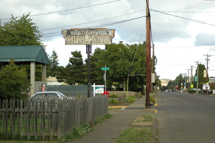 Willamina, OR: Another view of main street