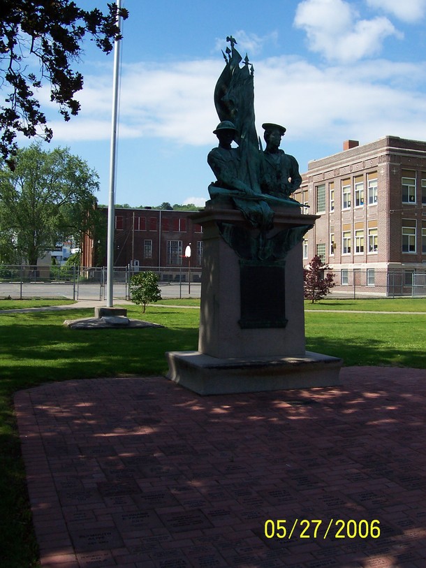 Plymouth, PA: WWI Memorial Plymouth,PA