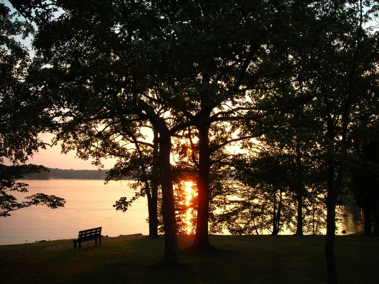Crossville, TN: Sunset on Lake Tansi