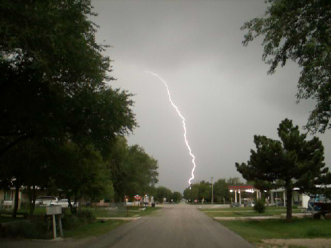 Udall, KS : Storm looking South from North end of Clark Udall Kansas ...