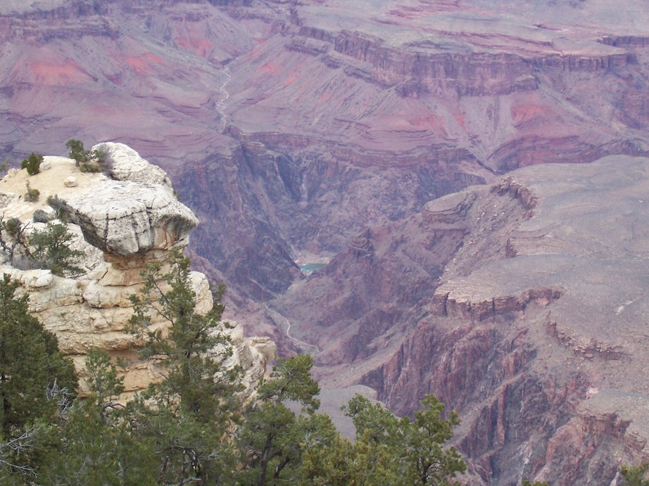 Grand Canyon Village, AZ: Sunset. 12-28-05