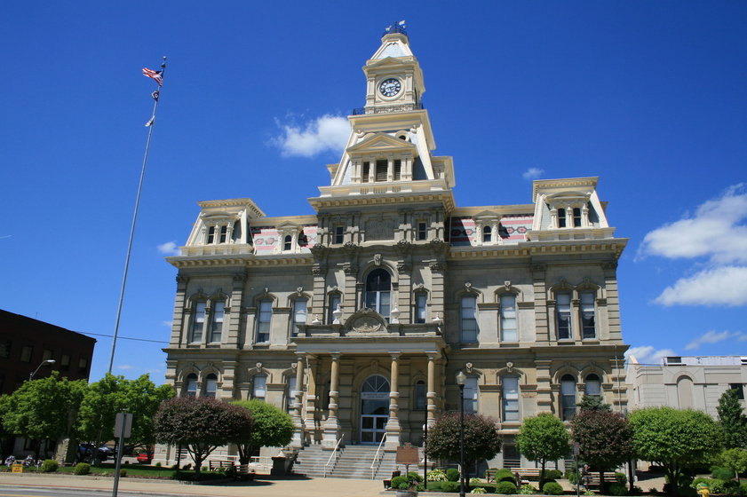 Zanesville, OH: court house