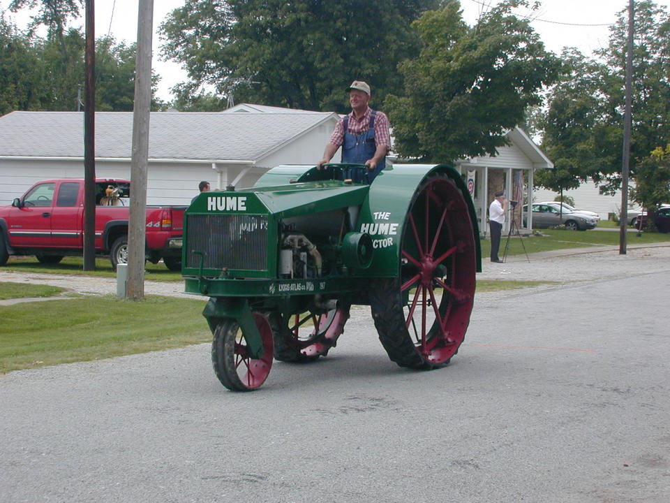 Hume, IL: The Hume tractor at the 2006 Festival