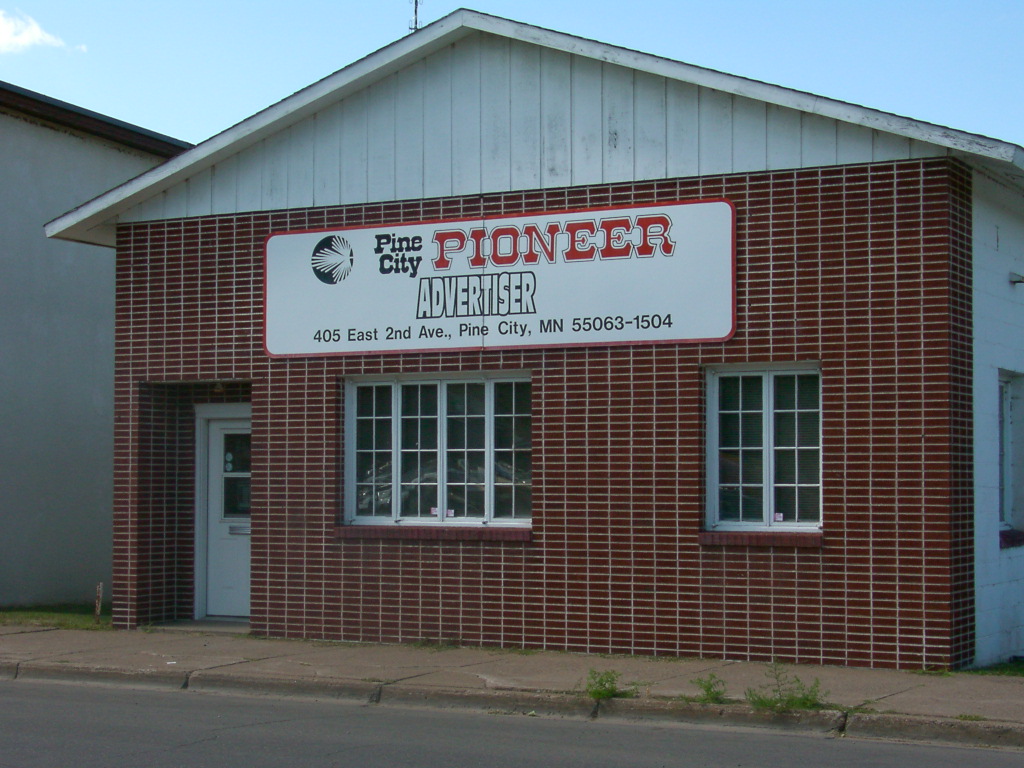 Pine City, MN: Local Newspaper Pine City Pioneer Newspaper office.