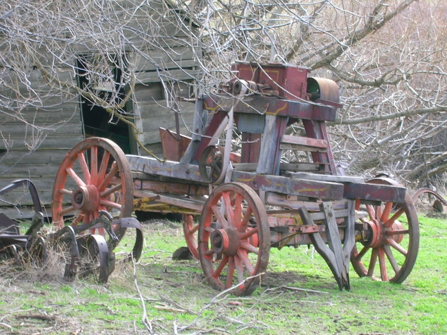 Colton, WA: Old Farm Equipment