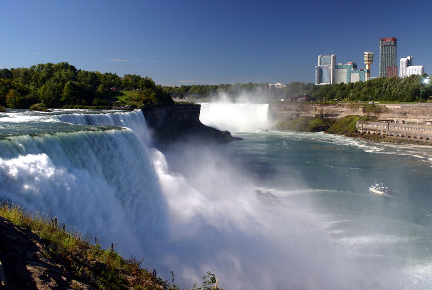 Niagara Falls, NY: American and Horseshoe Falls