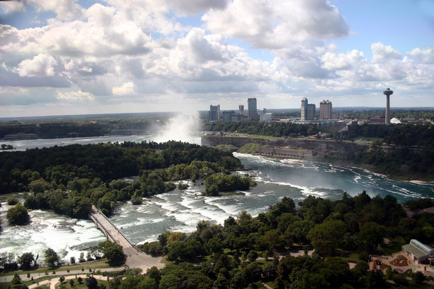 Niagara Falls, NY: Niagara River and both Niagara Falls from hot air balloon