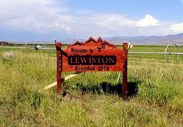 Lewiston, UT: Lewiston Sign